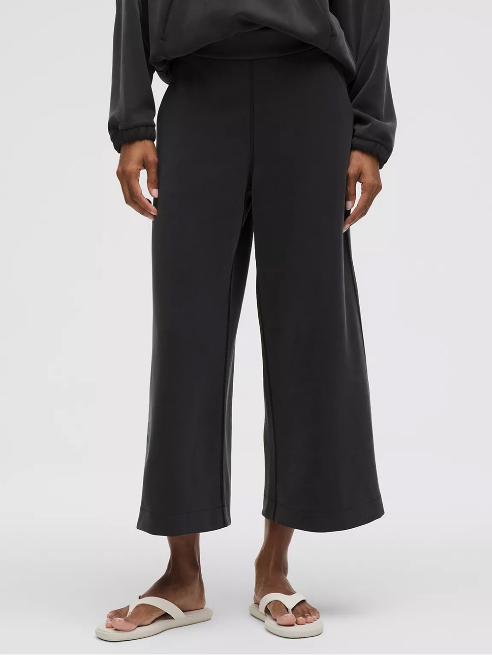 Lululemon Softstreme High-Rise Wide Leg Cropped Pants Gray Size Small - Picture 2 of 13